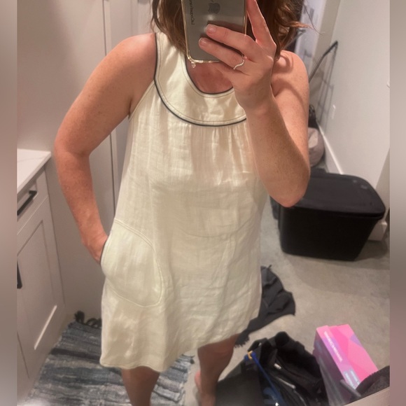 Designer linen swing dress - Picture 3 of 8